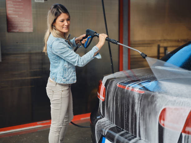 Best Commercial Building Pressure Washing  in Athens, OH